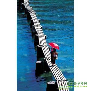 【長沙往返尊惠系列1】：張家界、天子山、鳳凰、韶山、長沙三晚四日游