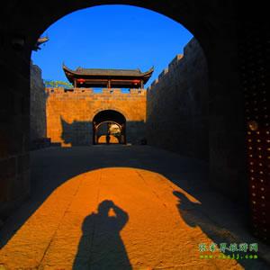 單獨(dú)成團(tuán)M線：張家界袁家界、乾州城四天三晚獨(dú)立成團(tuán)游